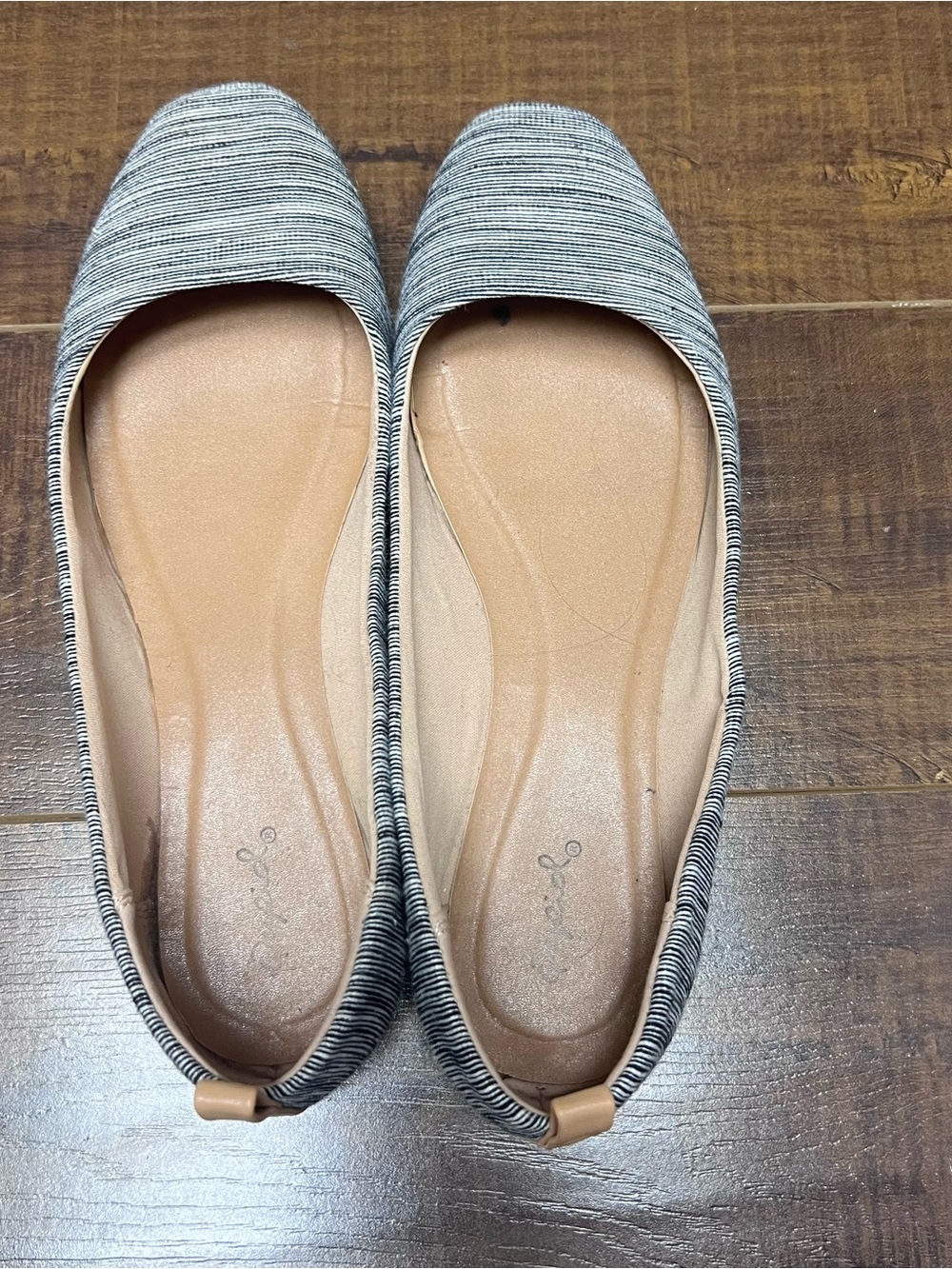 Qupid Black and White Striped Women’s Ballet Flats Size 10 1/2